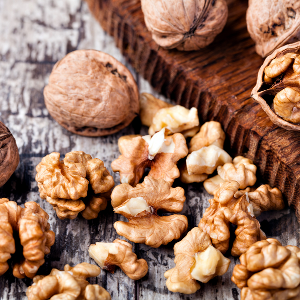 6 Things to Know About Walnuts