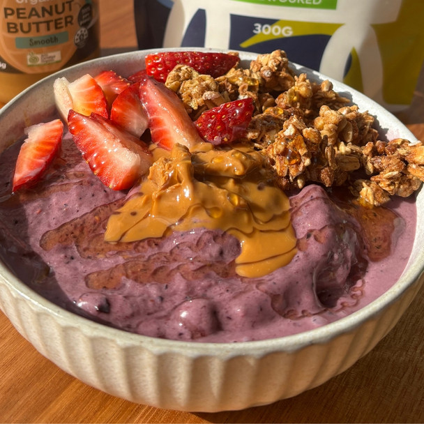 Berry Peanut Butter Smoothie Bowl | Honest to Goodness