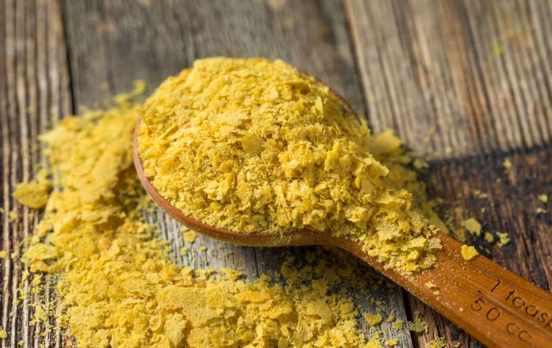 The Ultimate Guide to Nutritional Yeast Benefits, Uses, and More