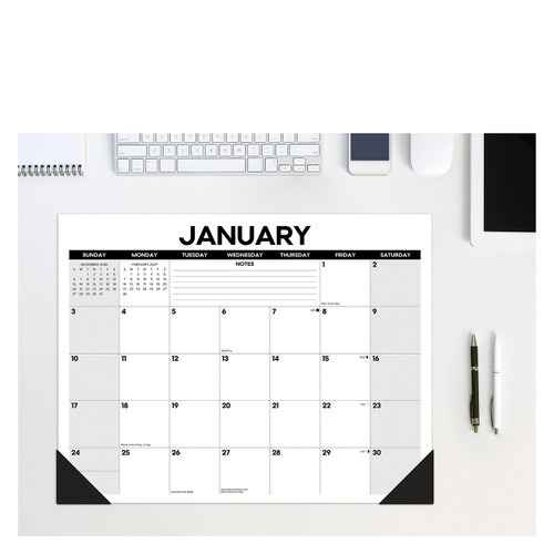 Basic 2027 22" x 17" Large Monthly Deskpad