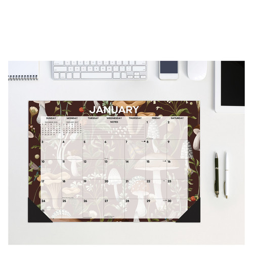 Woodland Mushroom 2027 17" x 12" Small Monthly Deskpad