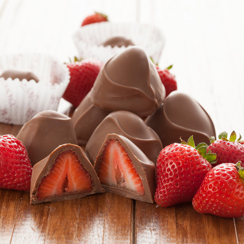 Chocolate­-covered Strawberries ­- 1 lb - Romolo Chocolates