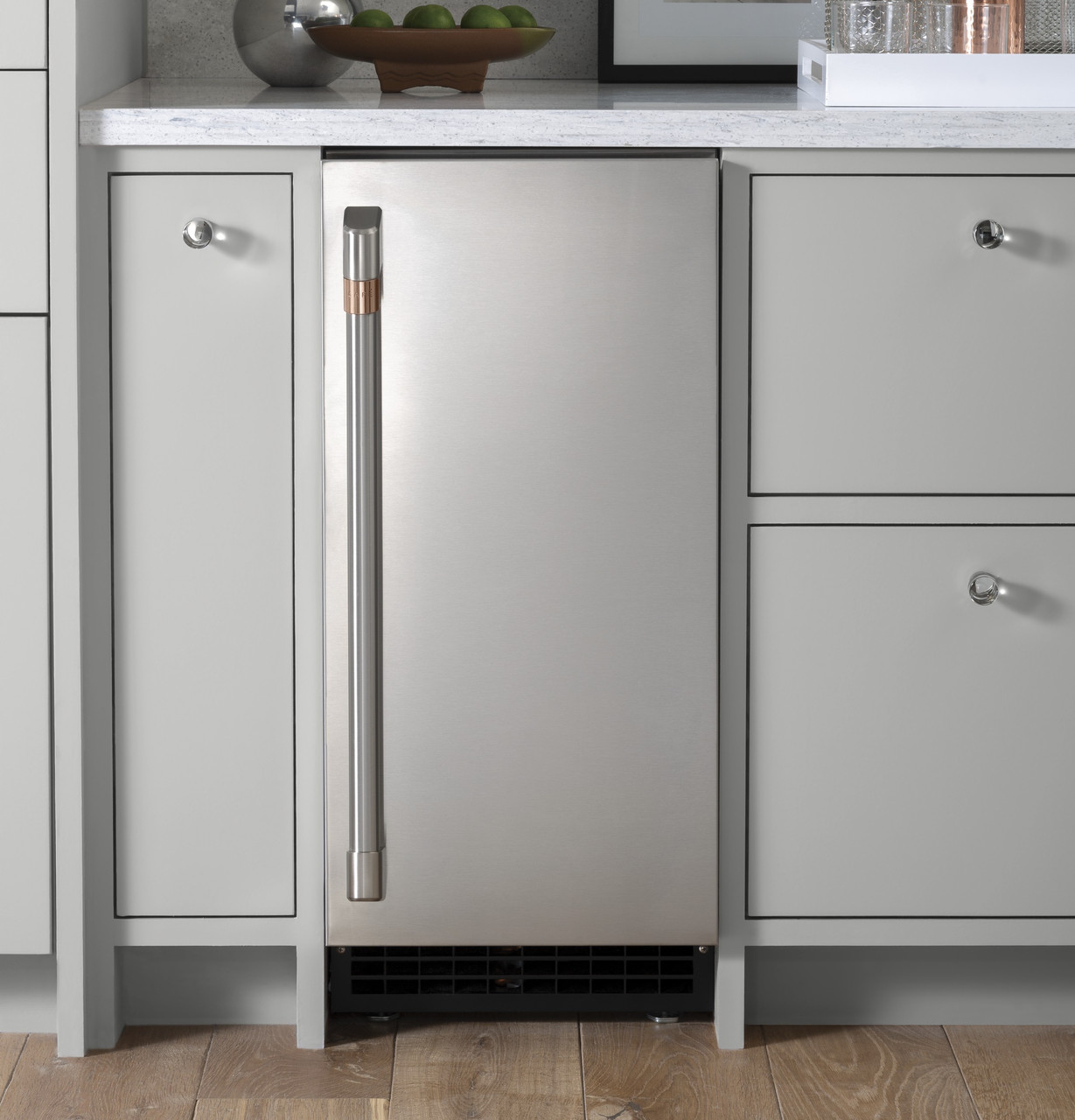 Doorさん専用 Café™ Ice Maker Door Kit - CIP75S1 - Cafe Appliances
