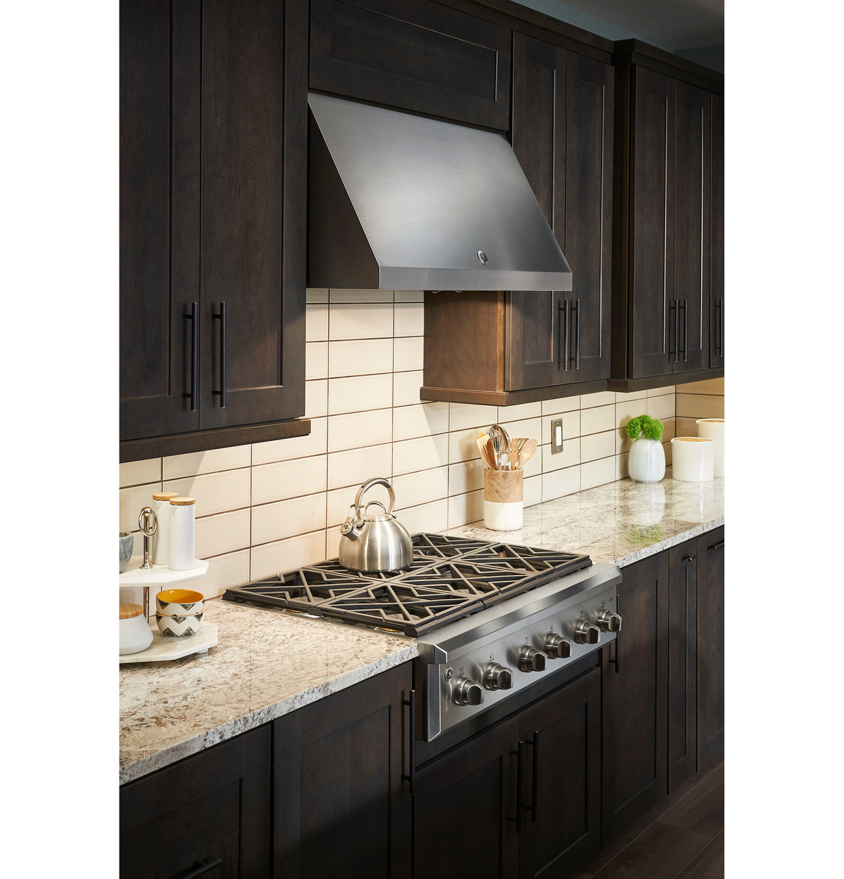 SlateKitchen_Vertical_Range_Cooktop.jpg