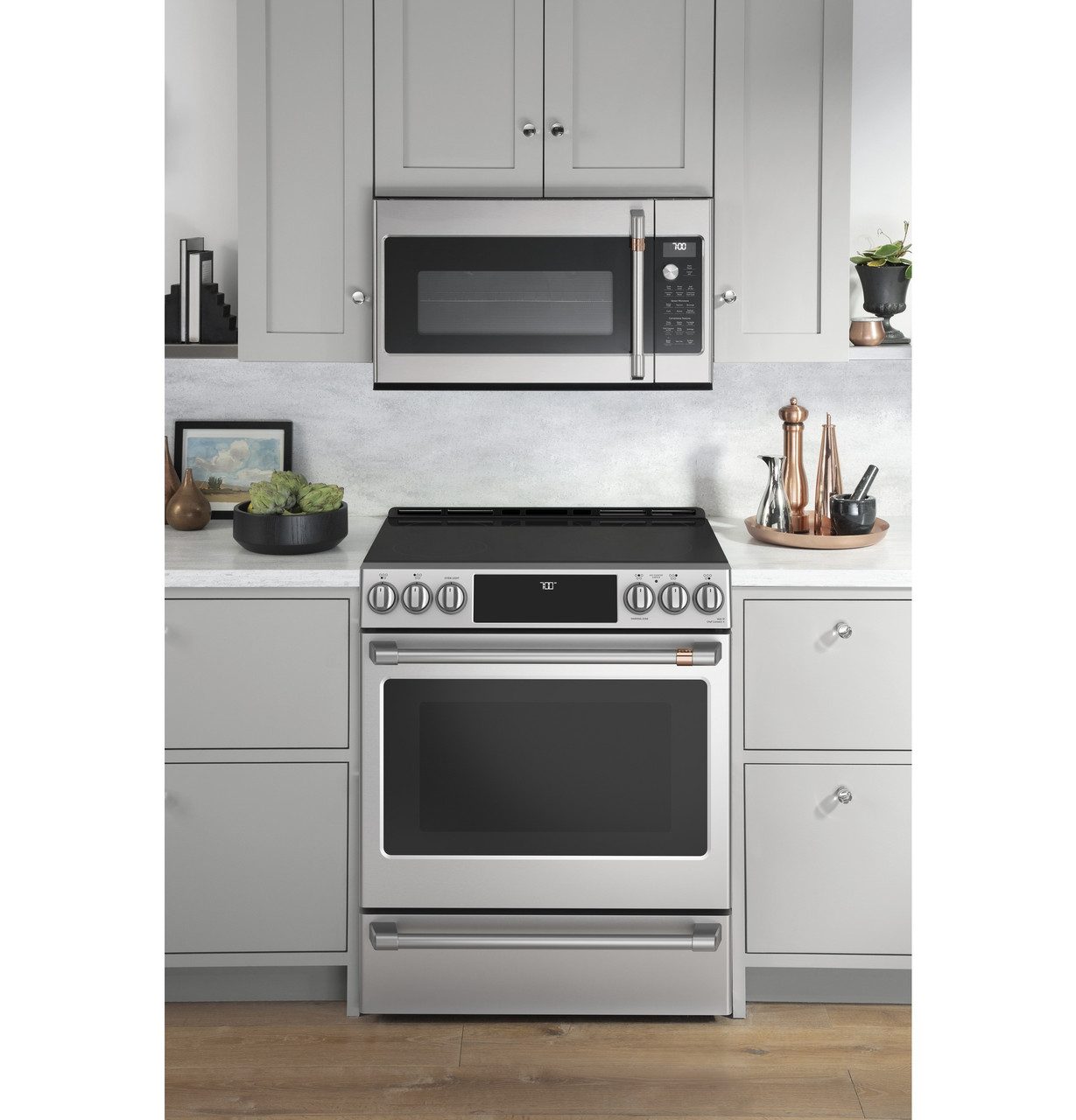 Cafe 30 in. 5.7 cu. ft. Smart Slide-In Electric Range in Matte White with  True Convection, Air Fry CES700P4MW2 - The Home Depot