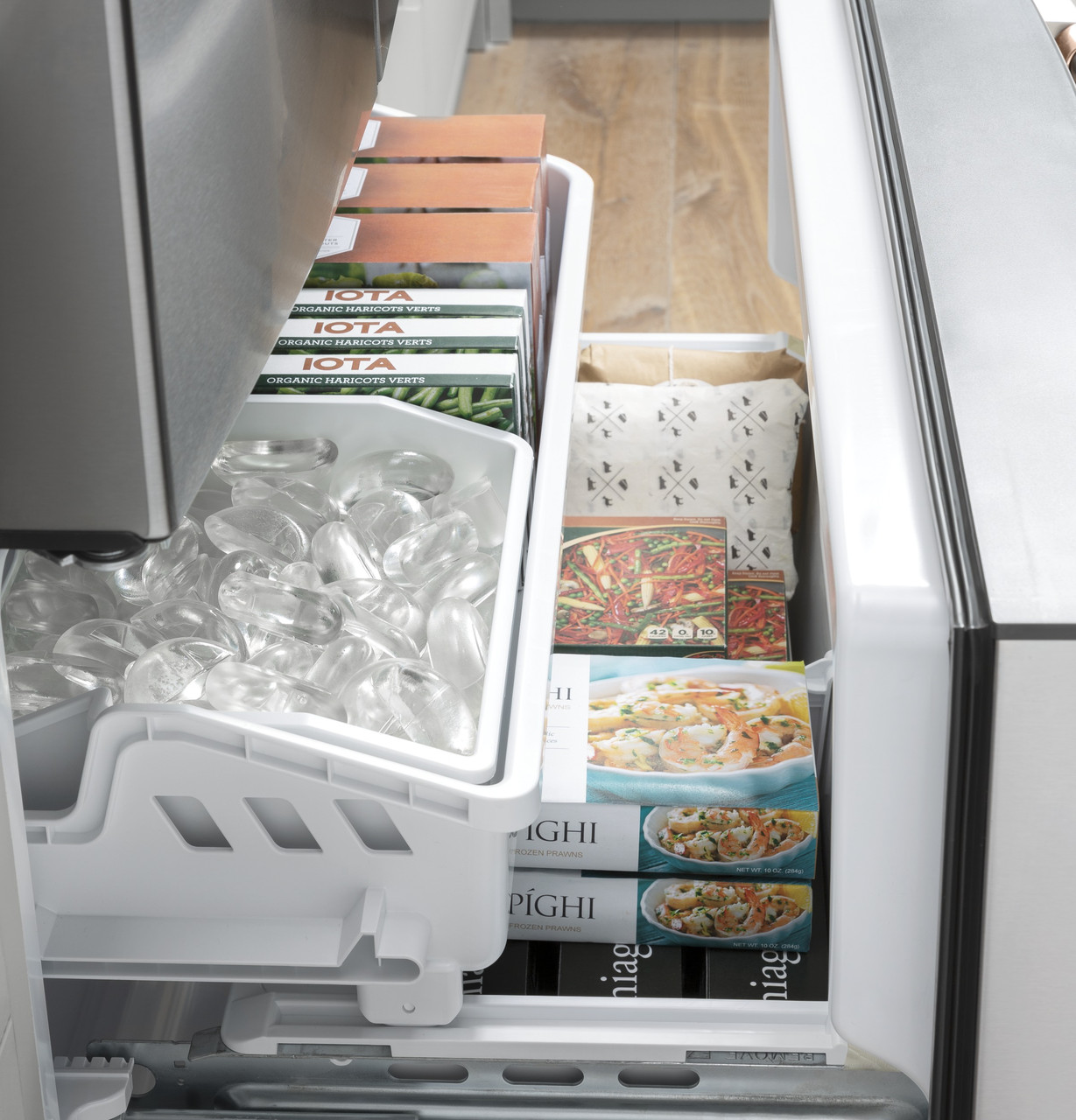 Café™ 5.7 Cu. Ft. Built-In Dual-Drawer Refrigerator - CDE06RP3ND1