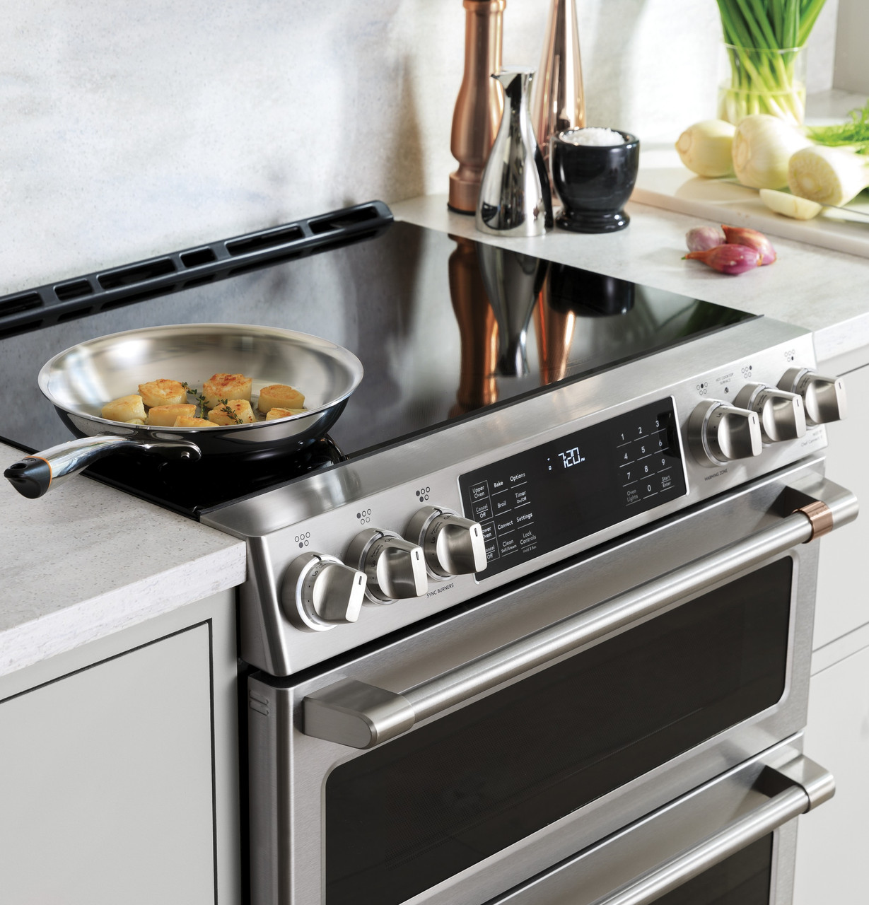 Café™ 30 Smart Slide-In, Front-Control, Induction and Convection Range  with Warming Drawer - CHS900P2MS1 - Cafe Appliances