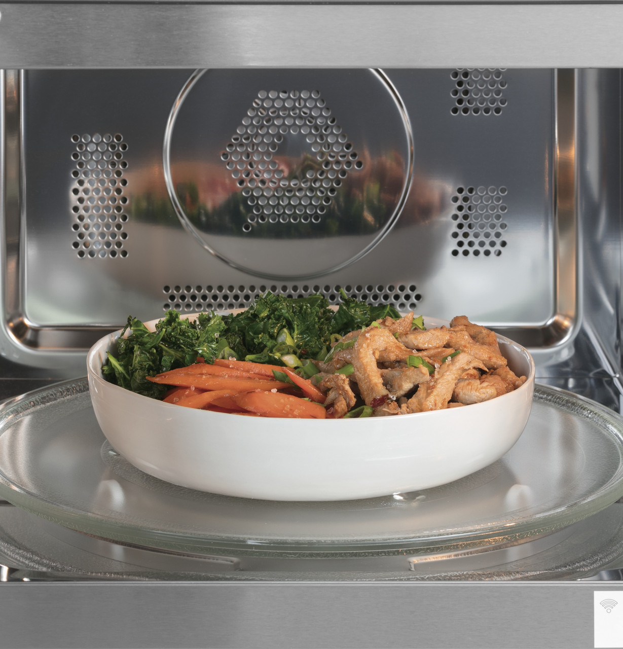 Café™ 1.5 Cu. Ft. Smart Countertop Convection/Microwave Oven in Platinum  Glass - CEB515M2NS5 - Cafe Appliances