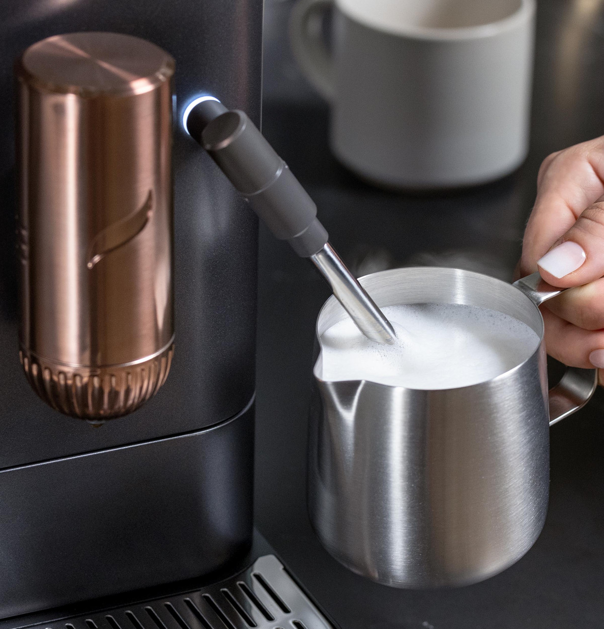 Café™ AFFETTO Automatic Espresso Machine + Frother - C7CEBBS4RW3 - Cafe  Appliances