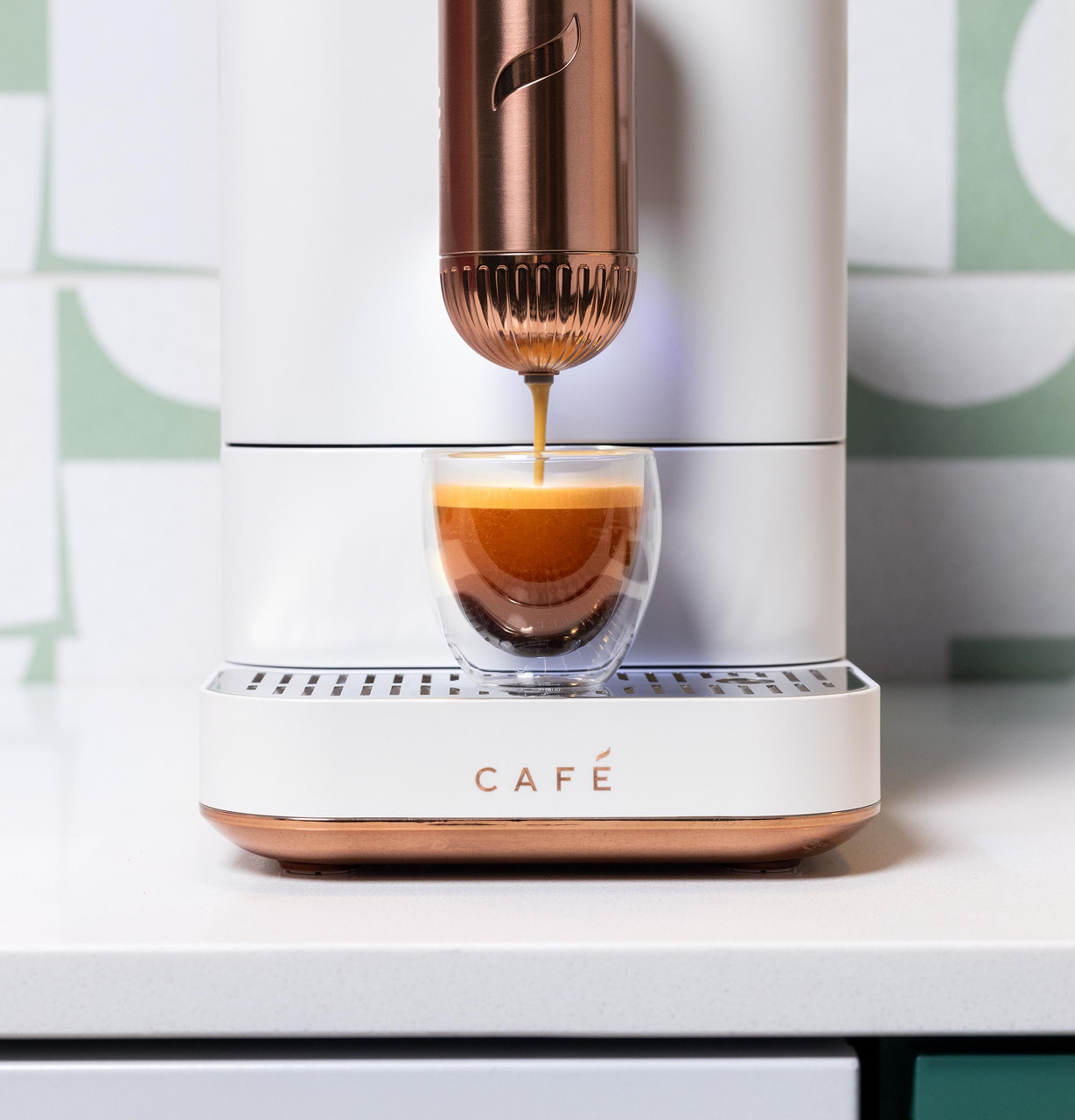Cafe_Espresso_Affetto_C7CEBAS4RW3_MW_10.jpg