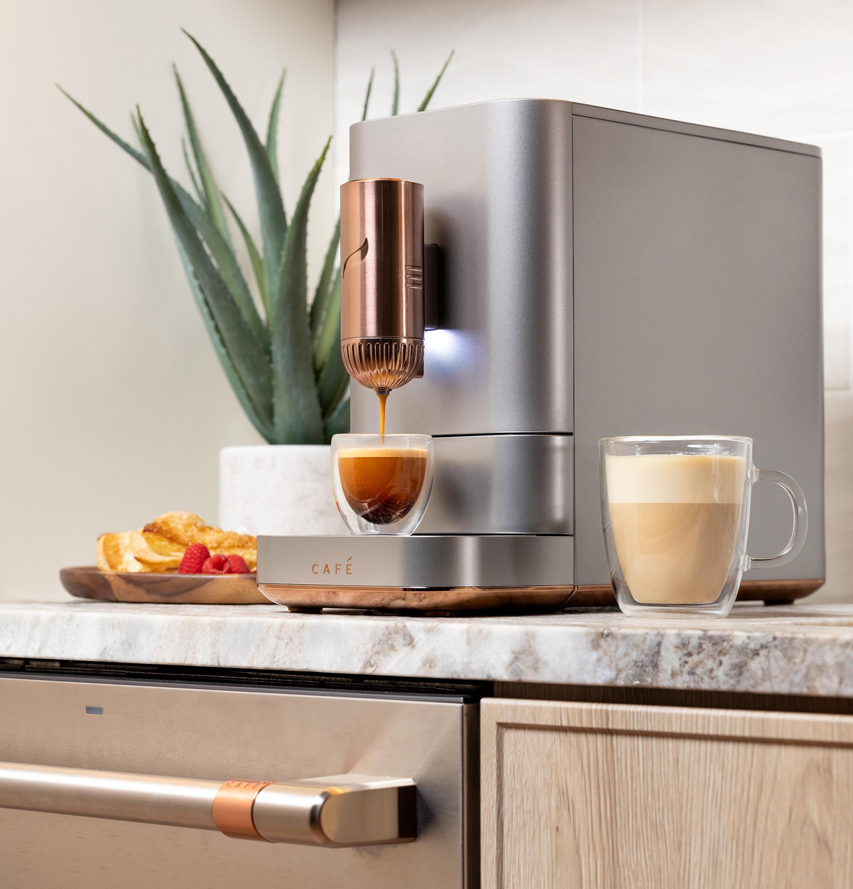 Café™ AFFETTO Automatic Espresso Machine + Frother - C7CEBBS3RD3 - Cafe  Appliances