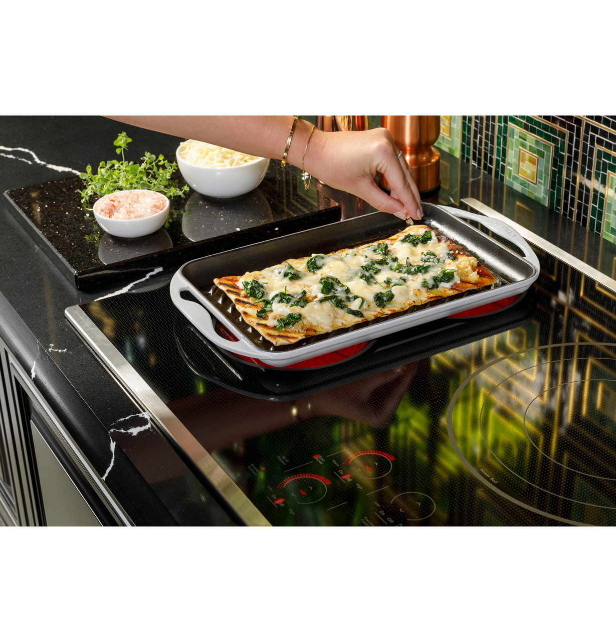 Café™ Series 36 Built-In Touch Control Induction Cooktop - CHP90362TSS -  Cafe Appliances