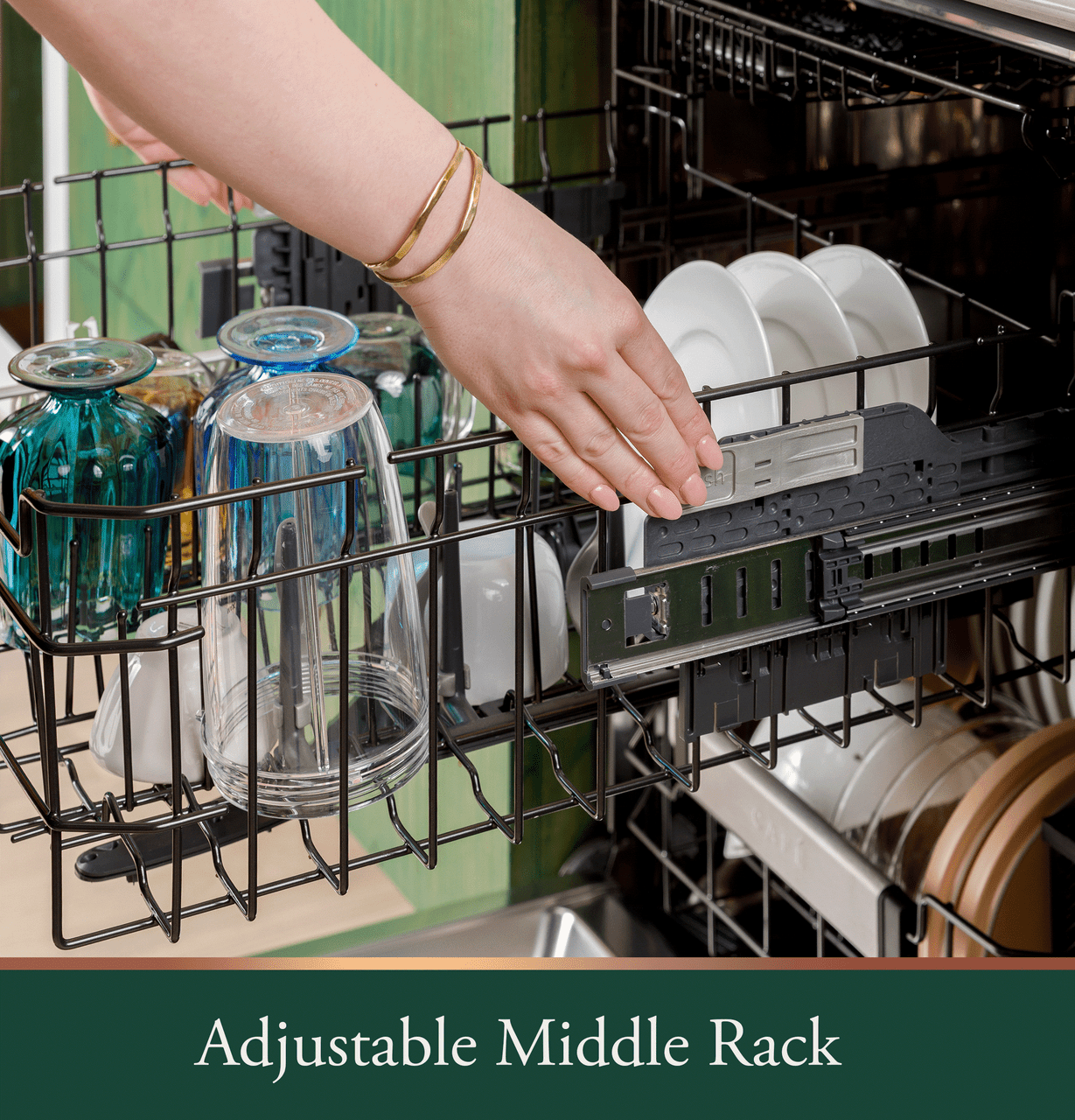 125652_GE_Cafe_Dish_Artemis_AdjustableMiddleRack.gif