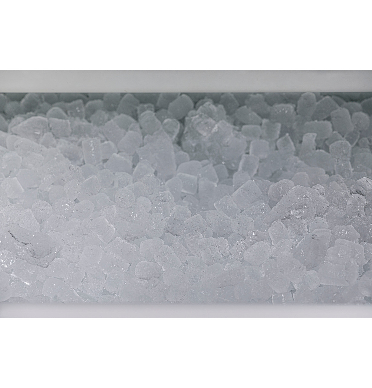 GE Cafe Nugget Ice Maker - Thumbnail 2