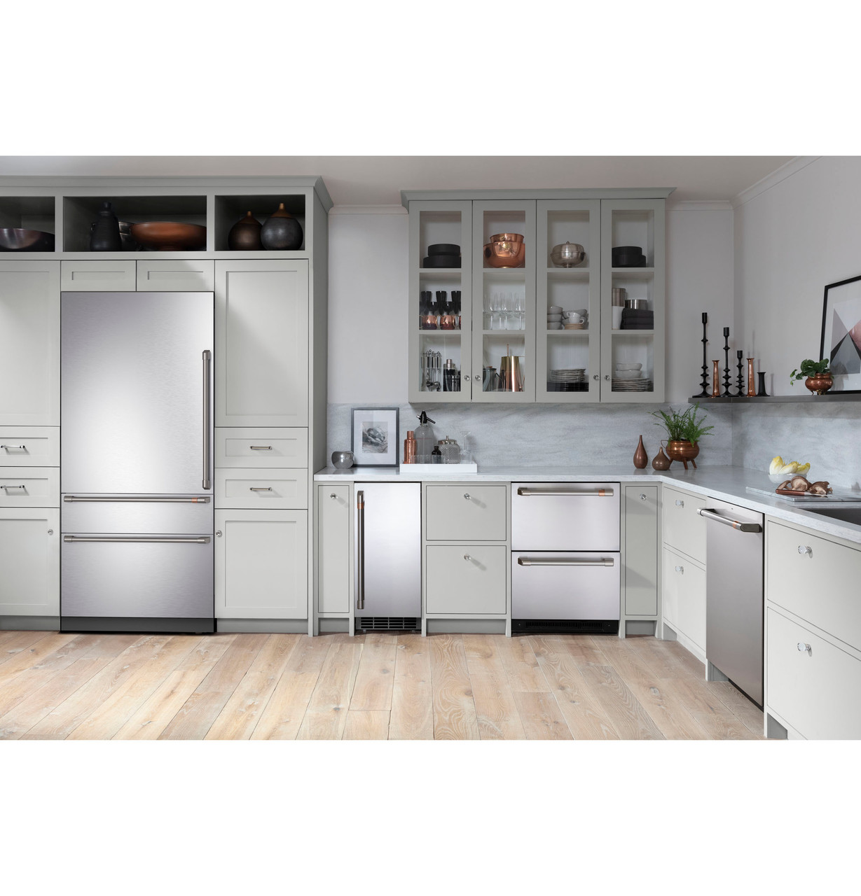Ice Maker 15-Inch Panel-Ready - Nugget Ice - UNC15NPWII - Cafe