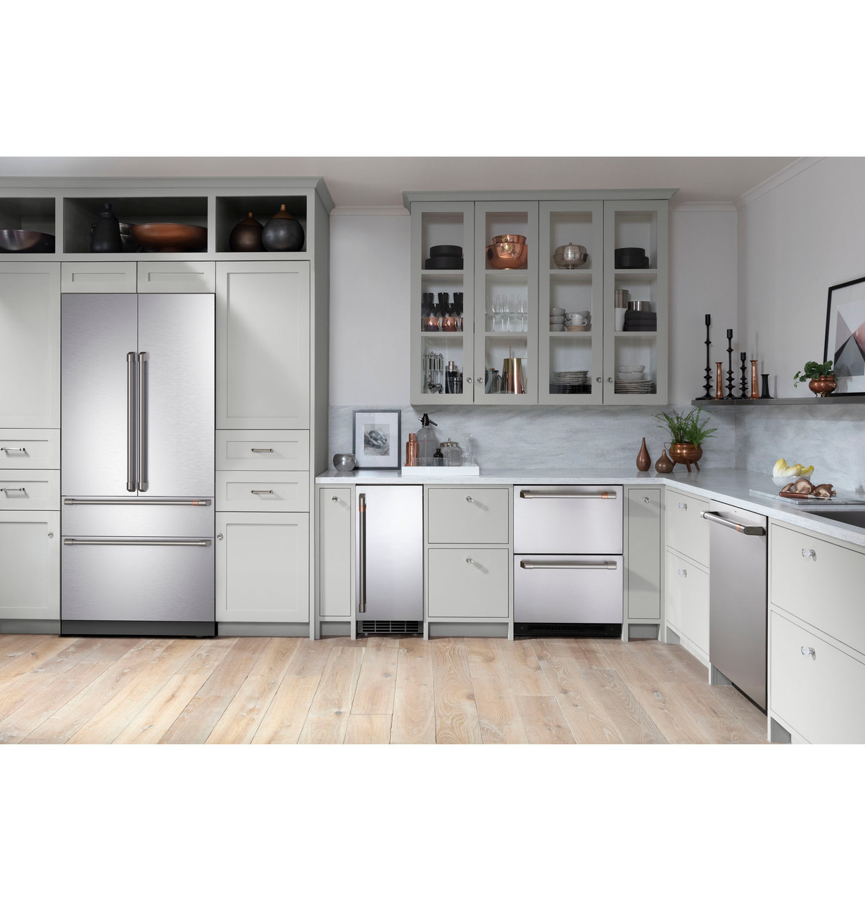 Ice Maker 15-Inch Panel-Ready - Nugget Ice - UNC15NPWII - Cafe