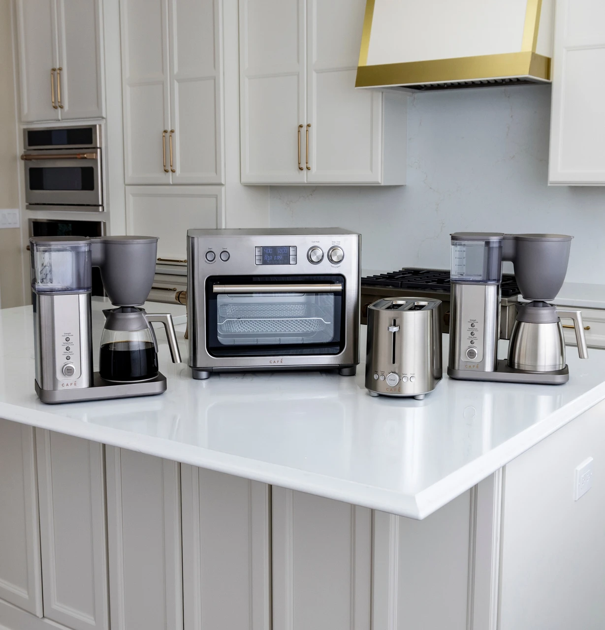 Smalls_Cafe_FamilyLifestyle6_2400×2500px_300DPI.jpg