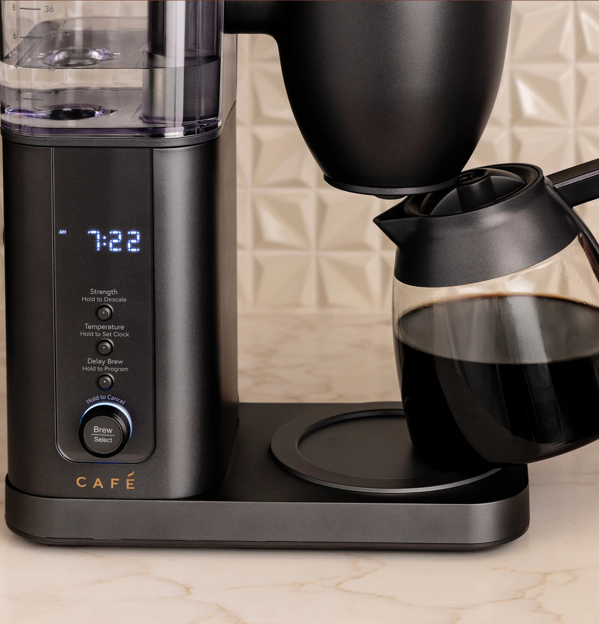 Cafe_Smalls_GlassCarafe_Homearma_3c_BlackWarmingPlate_FinalCropped.jpg