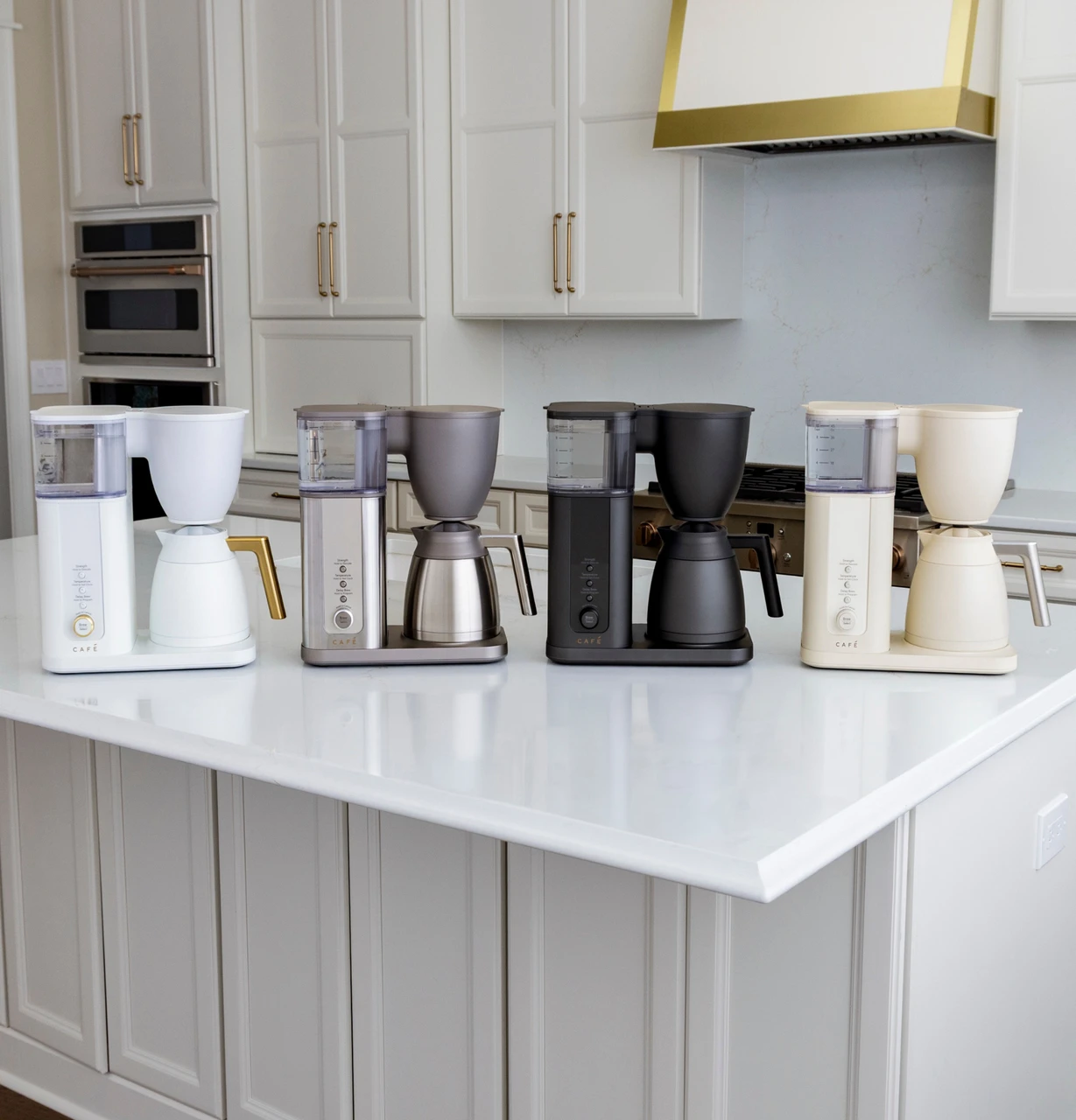 Smalls_Cafe_FamilyLifestyle4_2400×2500px_300DPI.jpg