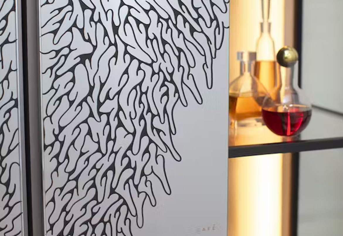 Modern Glass Meets Contemporary Art Cafe Appliances