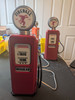 VINTAGE GAS PUMP LAMP