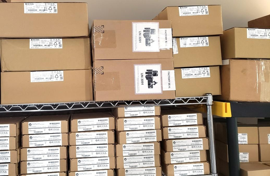 Allen Bradley 2711P-T10C21D8S PanelView PLUS 7 10 inch HMI color