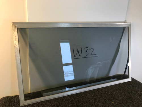 W32 Emergency Escape Window Airstream 1969+