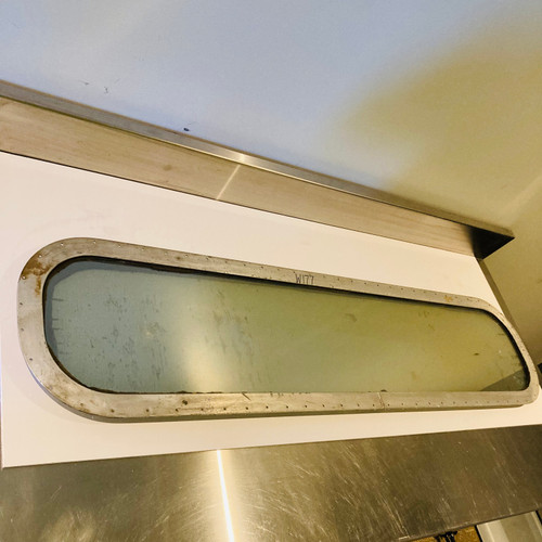 W177 Airstream Window - Flat 42 3/4" X 10"