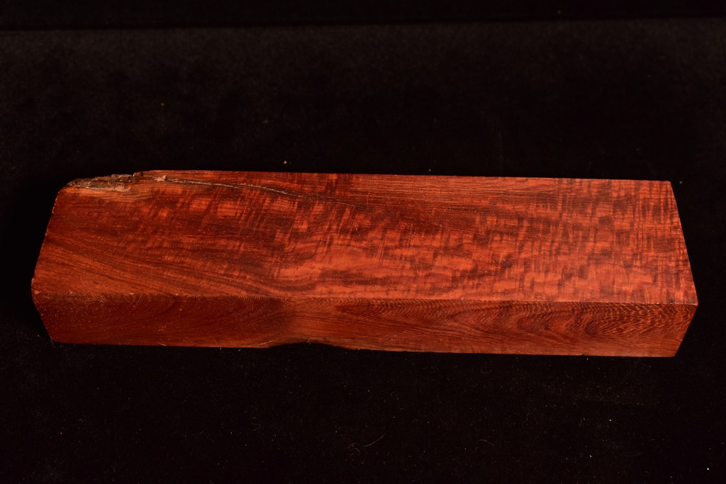 Curly Siam Rosewood 66 (1.9 x 1.1 x 7.5)