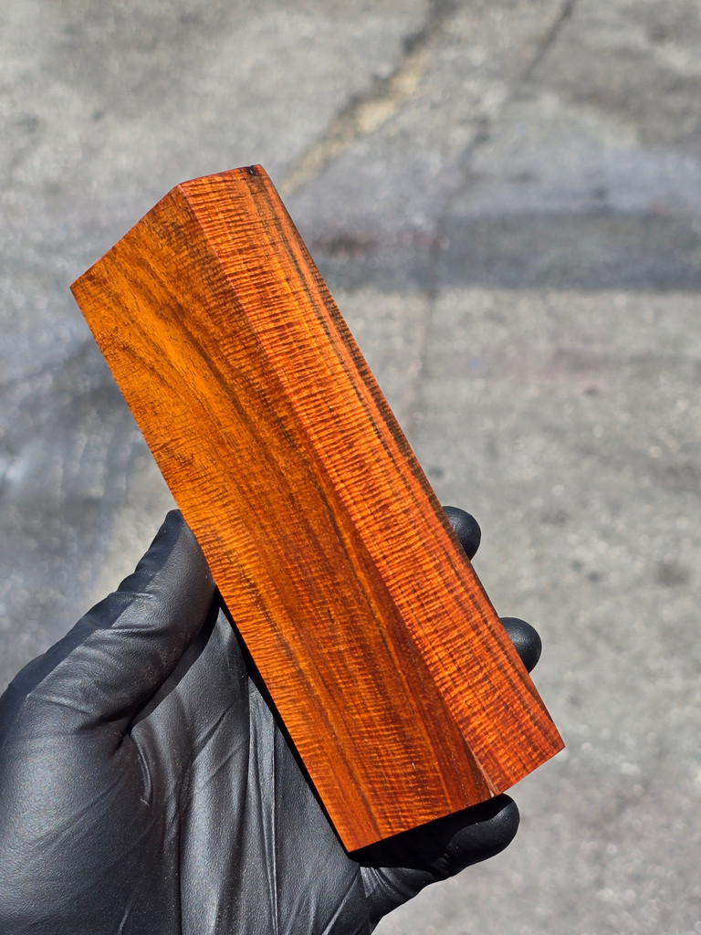 Curly Siam Rosewood 1 (2 x 1.15 x 6)