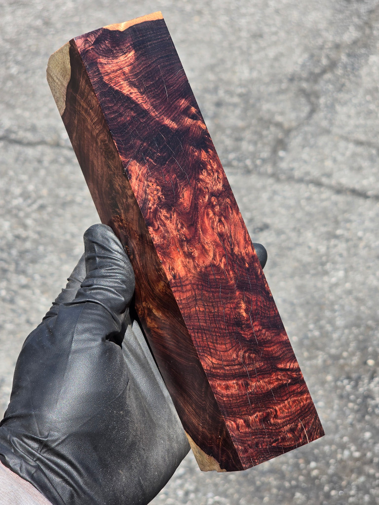 Honduras Rosewood Burl 30D (1.85 x 1.75 x 8.4)