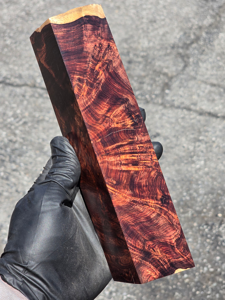 Honduras Rosewood Burl 30D (1.85 x 1.75 x 8.4)
