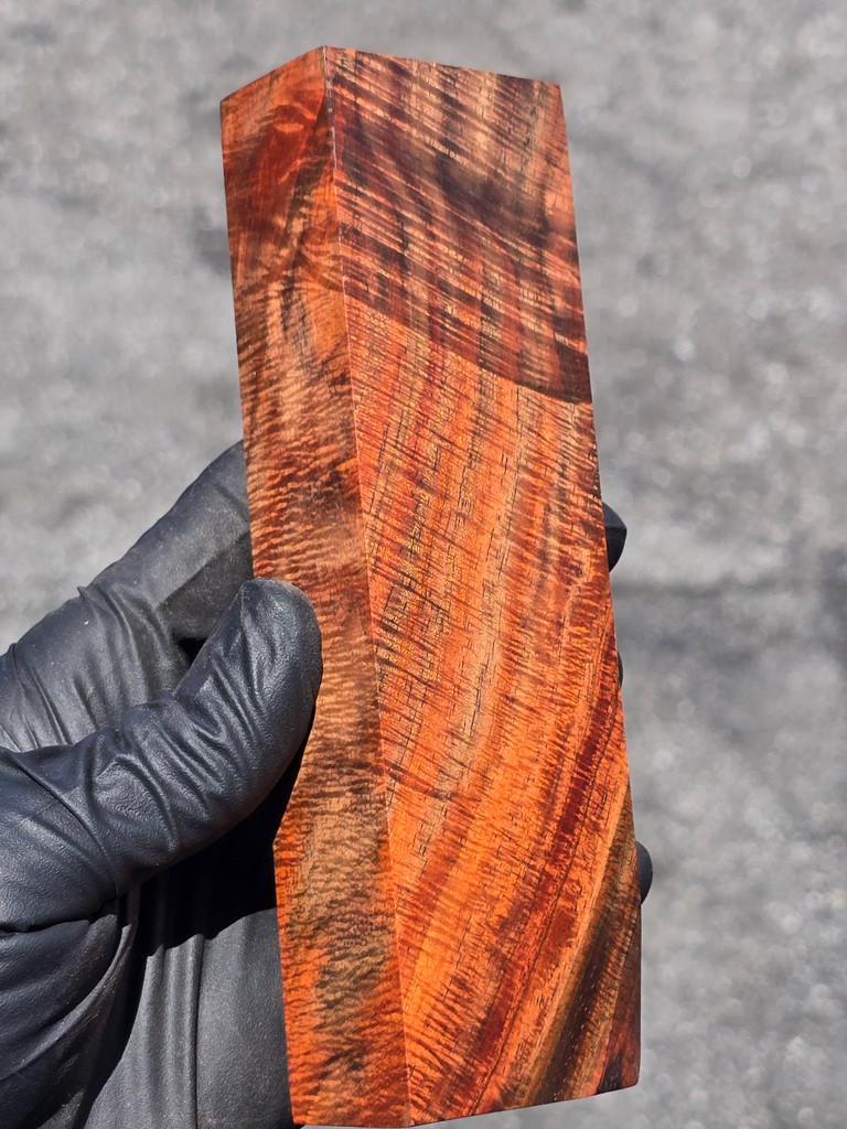 Curly Siam Rosewood 21 (1.95 x 1.15 x 6.4)