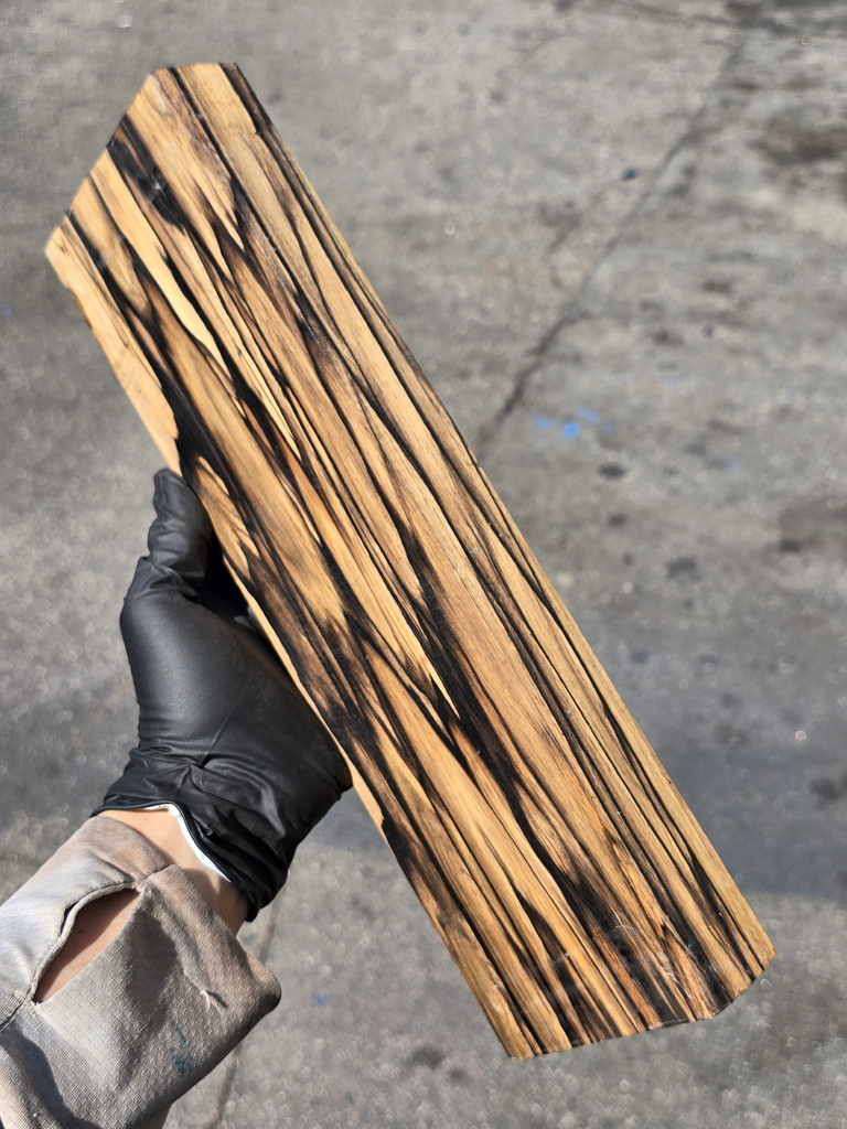 Black and White Ebony 45 (4 x 1.4 x 13.5)