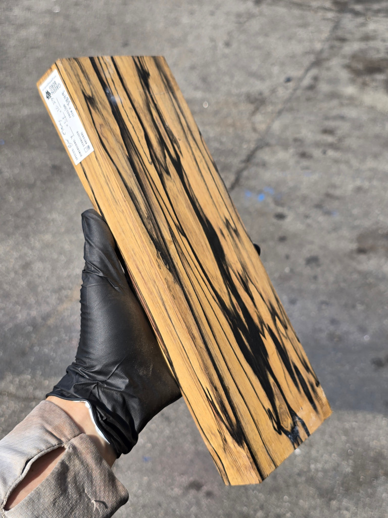 Black and White Ebony 48 (4 x 1.4 x 12.25)