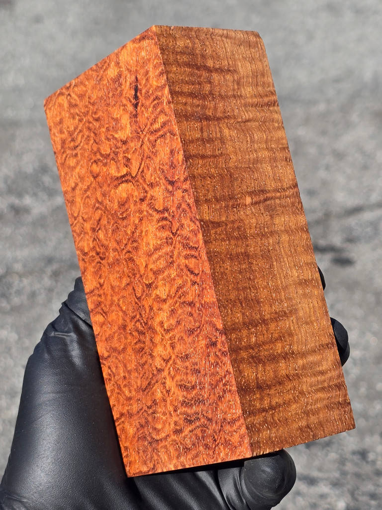Stabilized Afzelia Xylay 77B (2.9 x 1.95 x 5.65)