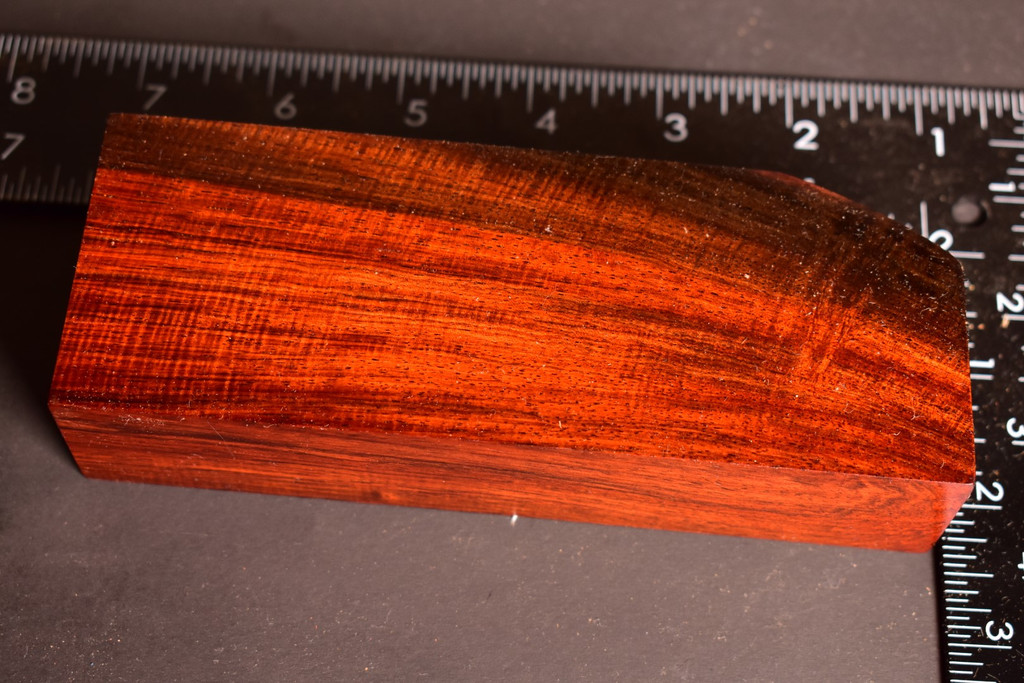 Curly Siam Rosewood 11 (2.2 x 1.3 x 5.85)