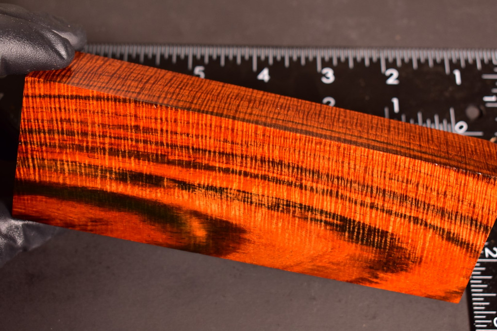 Curly Siam Rosewood 32 (2 x 1.15 x 6)