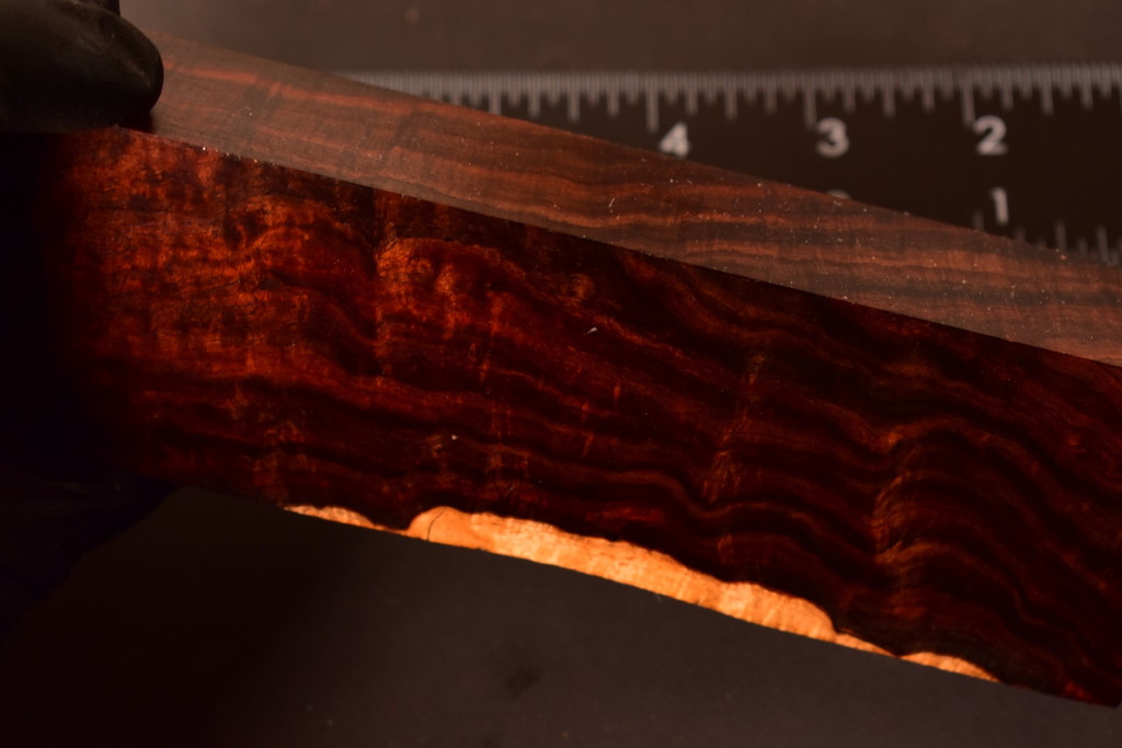 Curly Black Siam Rosewood 34 (2.1 x 1.1 x 6.5)
