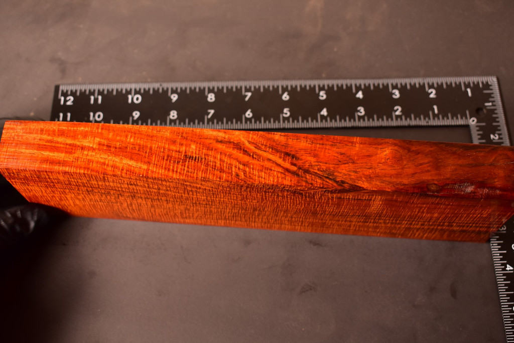 BEST Curly Siam Rosewood 51 (3.2 x 1.15 x 11)