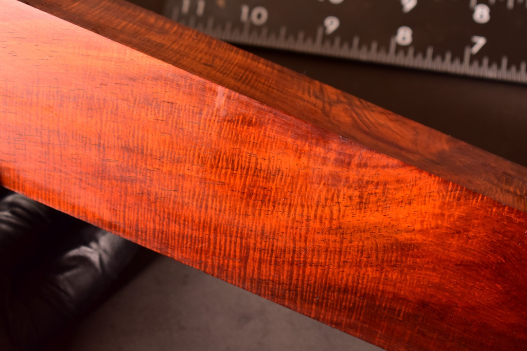 Curly Siam Rosewood 58 (2.2 x 1.3 x 12)