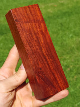 Curly Siam Rosewood 29B (2.1 x 1.2 x 6.08)