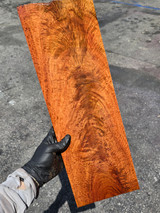 BEST Natural Feather Curly Narra 2 (7 x 1.4 x 20.7) BEST Natural Feather Curly Narra 2 (7 x 1.4 x 20.7)