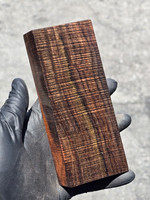Curly Siam Rosewood 20 (2.5 x 1.15 x 5.9)