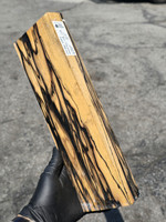 Black And White Ebony 2 (4.1 x 1.4 x 12.9)