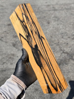 Black And White Ebony 17 (3.4 x 1.78 x 12.5)