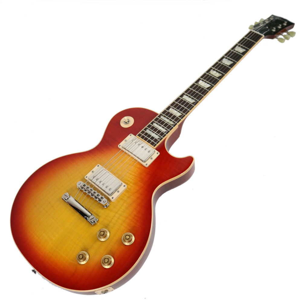2007 Gibson Les Paul Standard in Heritage Cherry Sunburst | Cream