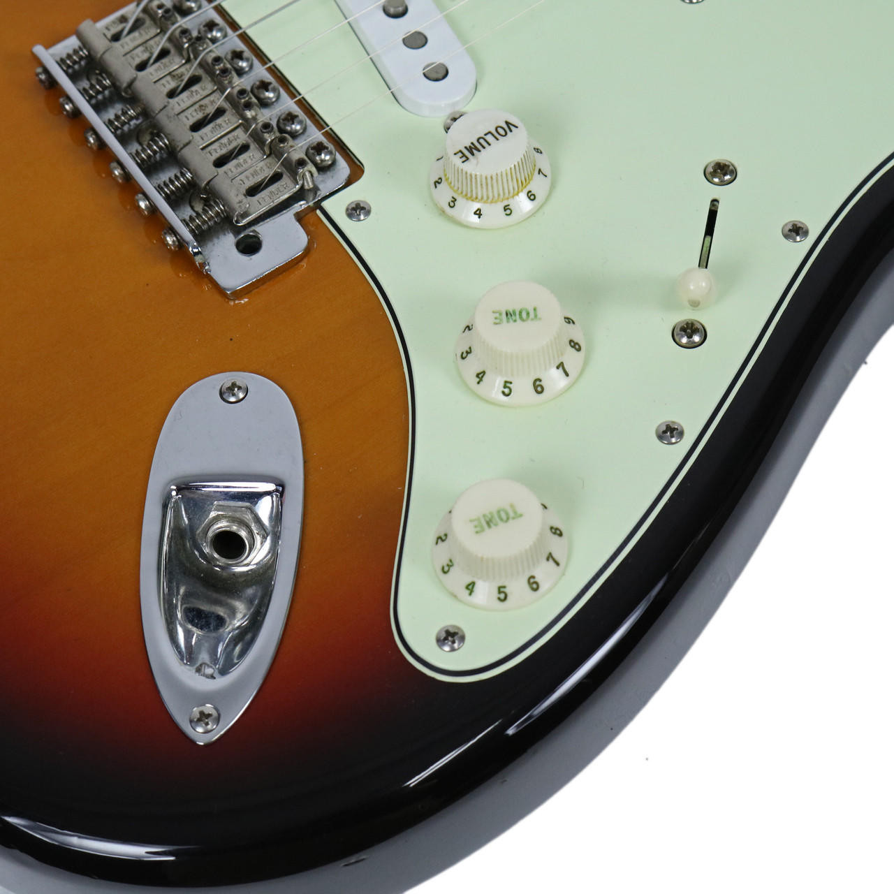 1998 Fender '62 Reissue Stratocaster Electric Guitar Sunburst Made