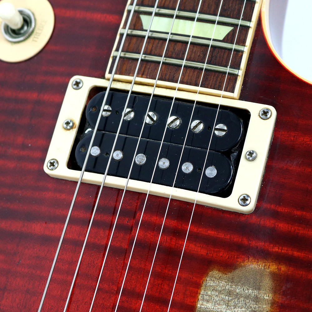2000 Gibson Les Paul Classic Plus Top Electric Guitar Cherry