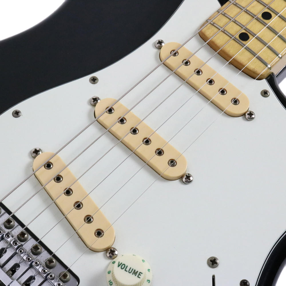 Vintage 1975 Fender Stratocaster Electric Guitar Black Finish